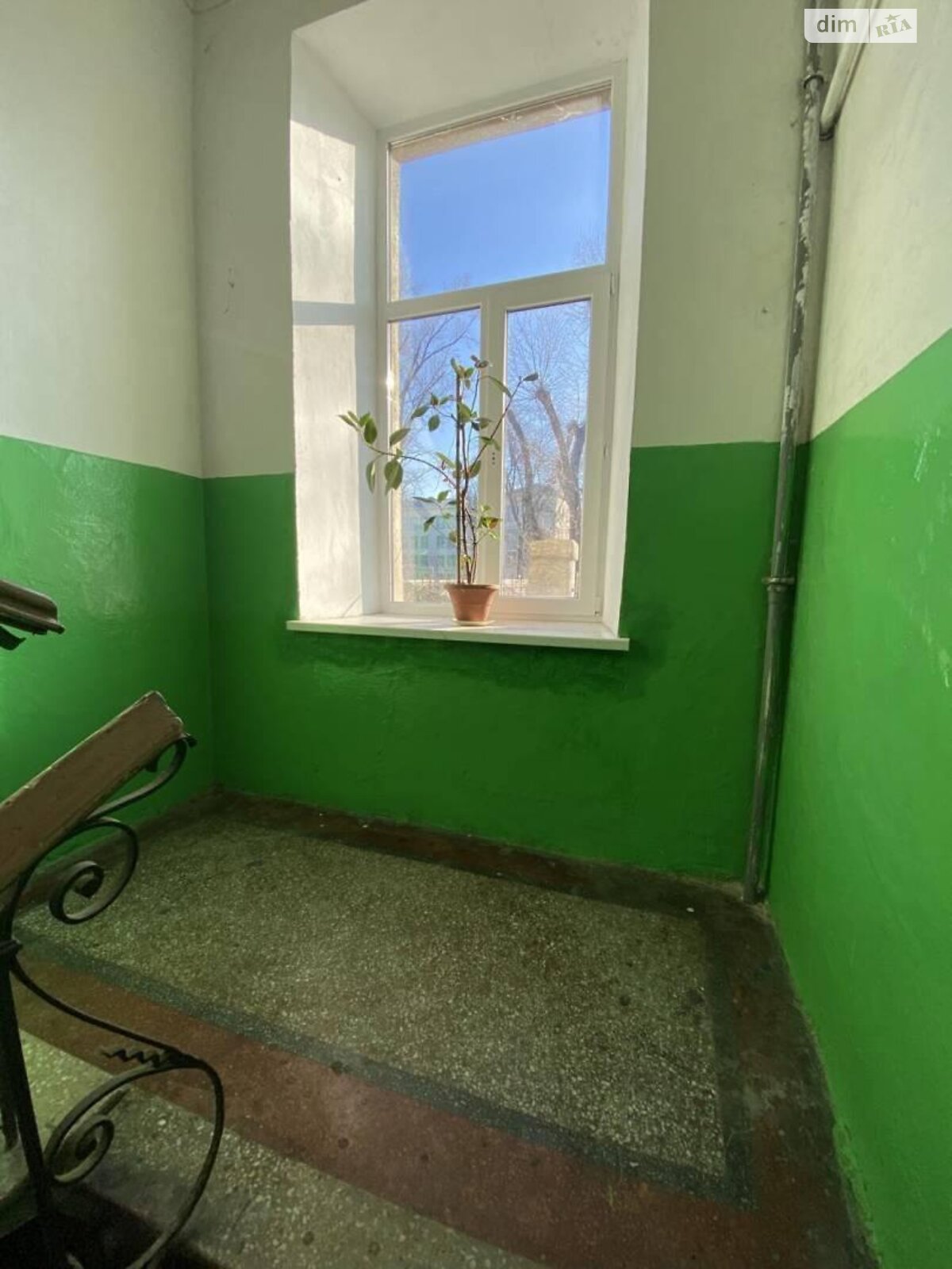 Кімната в Одесі на вул. Богдана Хмельницького в районі Молдаванка на продаж фото 1