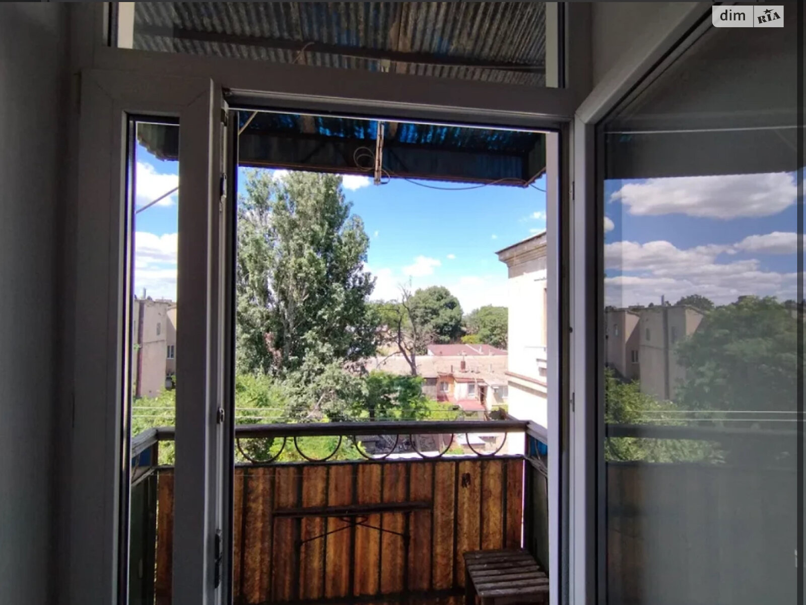 Комната в Одессе, на ул. Прохоровская в районе Молдаванка на продажу фото 1 Комната в Одессе, на ул. Прохоровская в районе Молдаванка на продажу фото 1