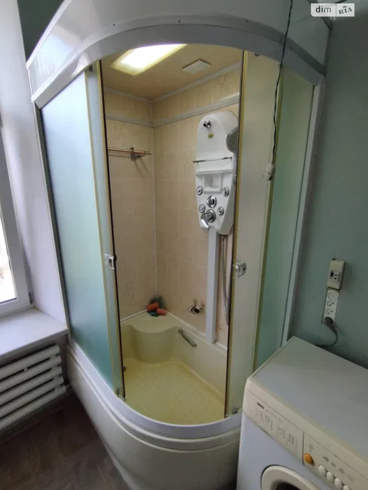 Комната в Одессе, на ул. Прохоровская в районе Молдаванка на продажу фото 1 Комната в Одессе, на ул. Прохоровская в районе Молдаванка на продажу фото 1