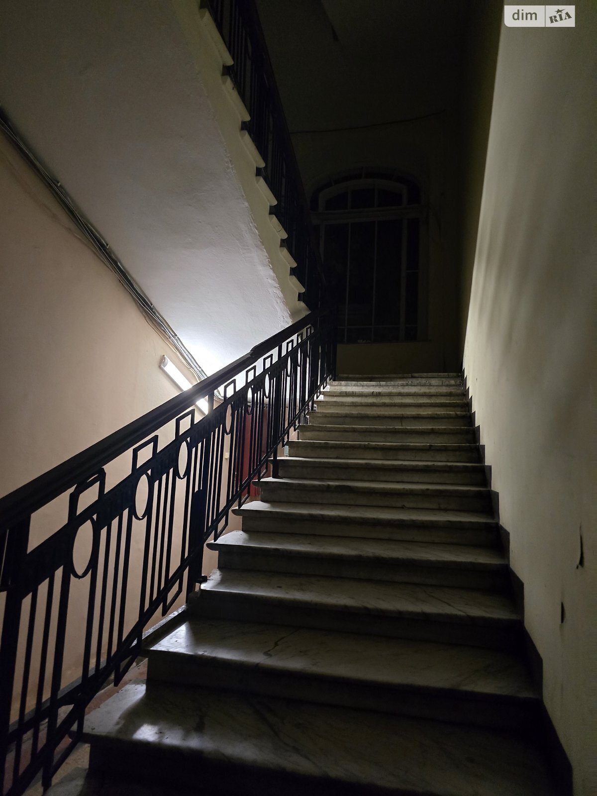 Кімната в Одесі на вул. Ясна 10 в районі Отрада на продаж фото 1 Кімната в Одесі на вул. Ясна 10 в районі Отрада на продаж фото 1