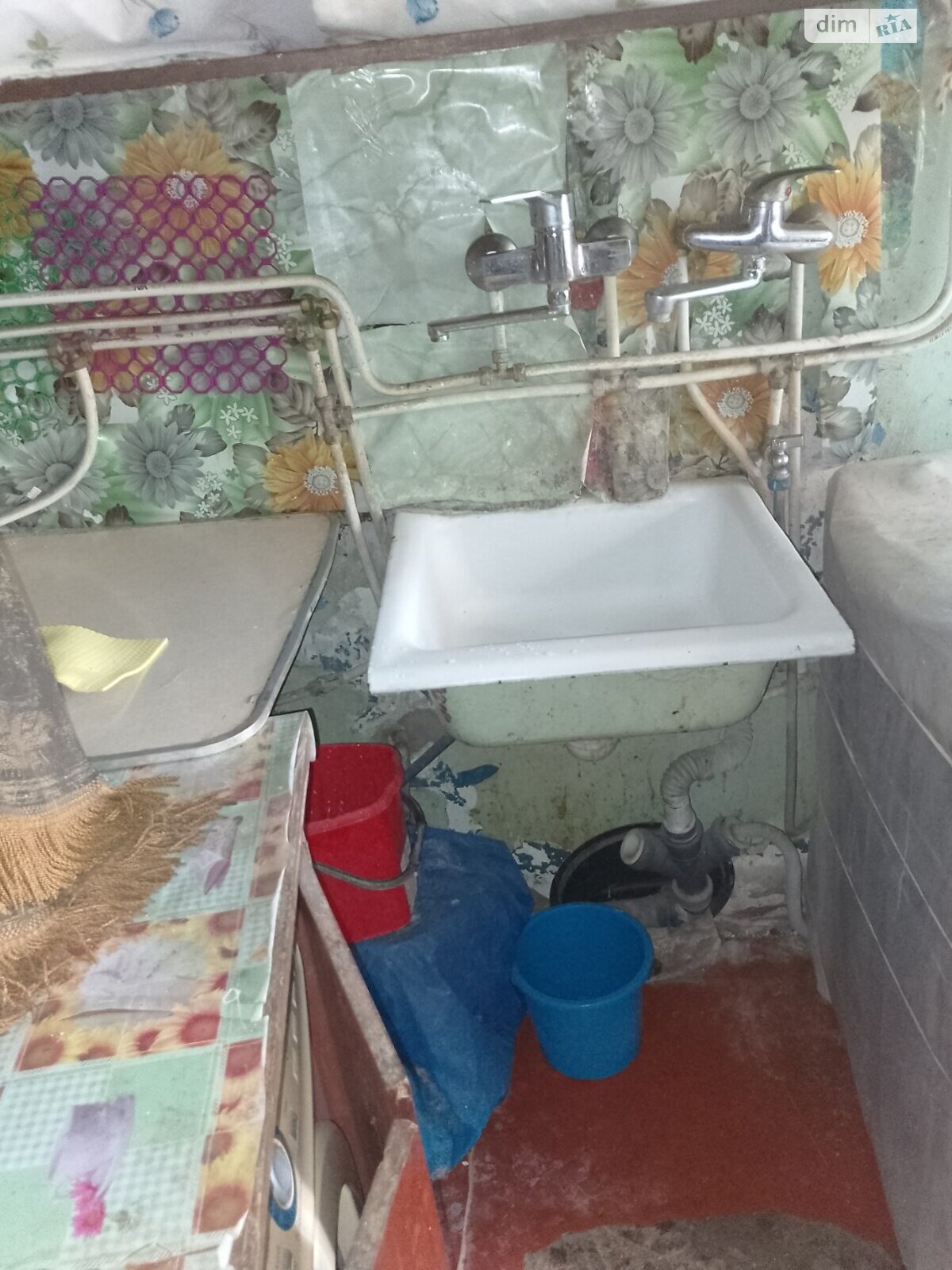 Комната в Одессе, на ул. Черноморского казачества в районе Пересыпский на продажу фото 1 Комната в Одессе, на ул. Черноморского казачества в районе Пересыпский на продажу фото 1