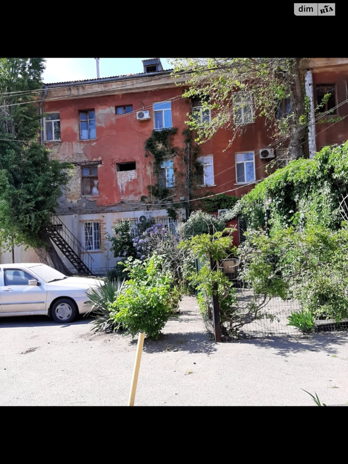 Комната в Одессе, на ул. Черноморского казачества 95, кв. 56 в районе Пересыпский на продажу фото 1 Комната в Одессе, на ул. Черноморского казачества 95, кв. 56 в районе Пересыпский на продажу фото 1