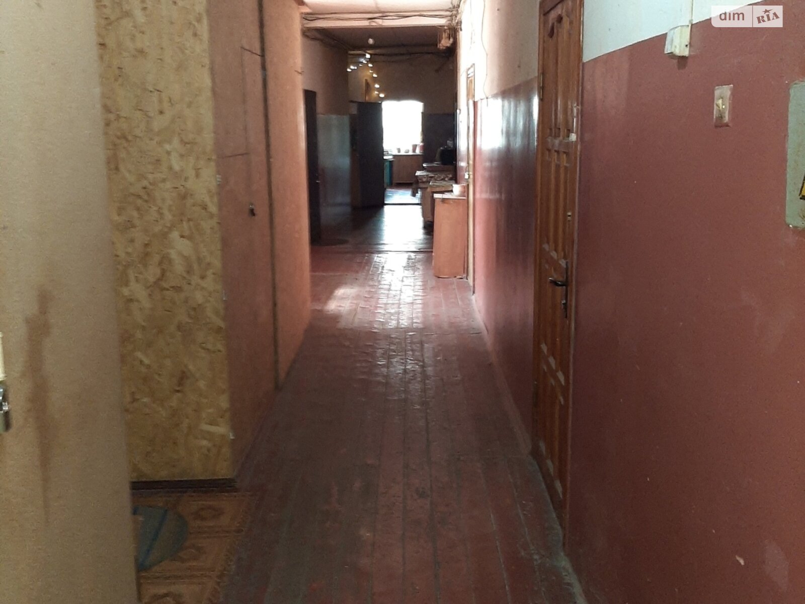 Комната в Одессе, на ул. Черноморского казачества 95, кв. 56 в районе Пересыпский на продажу фото 1 Комната в Одессе, на ул. Черноморского казачества 95, кв. 56 в районе Пересыпский на продажу фото 1