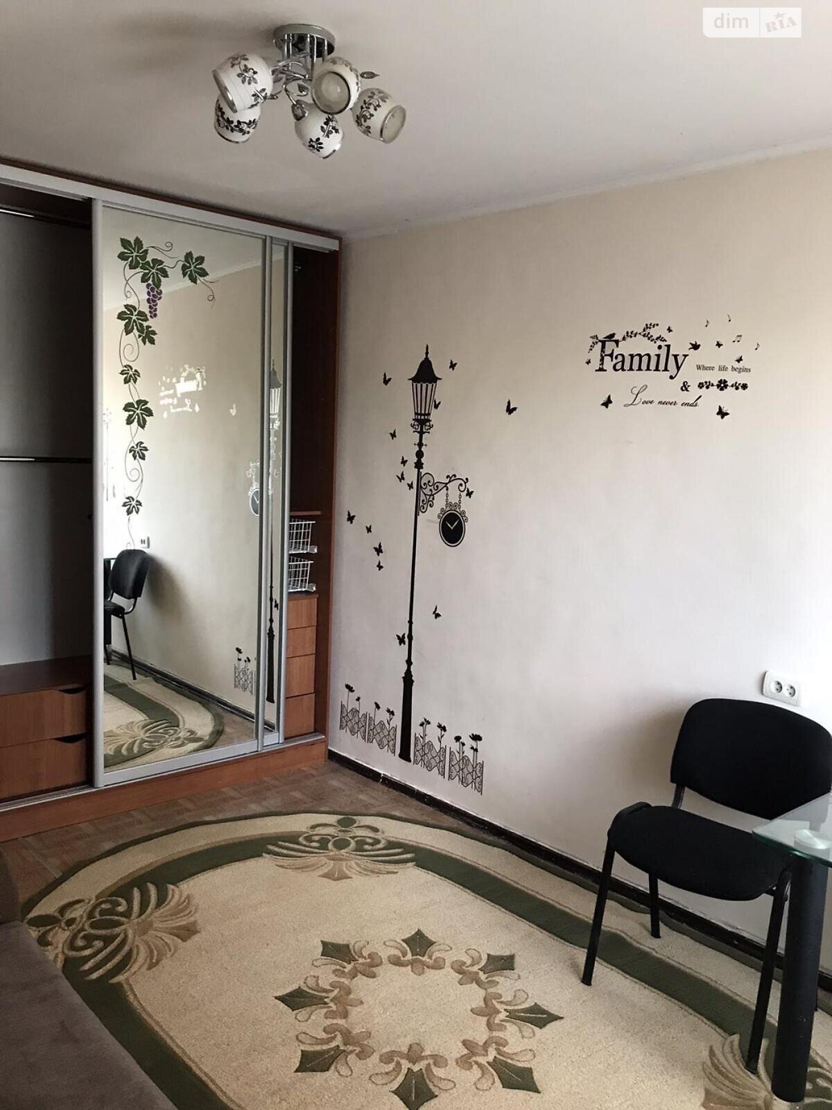 Комната в Одессе, на ул. Балковская в районе Пересыпский на продажу фото 1 Комната в Одессе, на ул. Балковская в районе Пересыпский на продажу фото 1