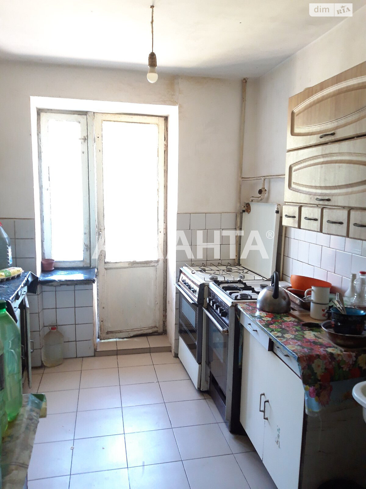 Кімната в Одесі на вул. Жоліо-Кюрі в районі Пересипський на продаж фото 1 Кімната в Одесі на вул. Жоліо-Кюрі в районі Пересипський на продаж фото 1