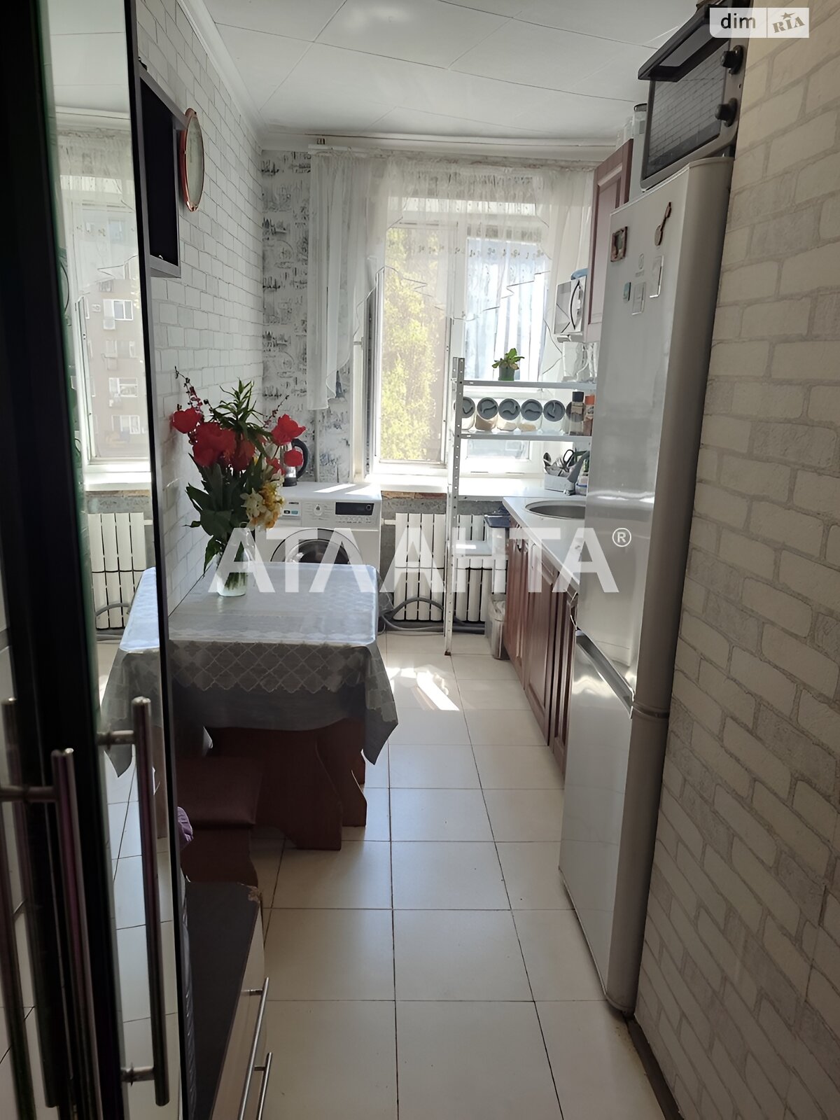 Комната в Одессе, на ул. Жолио-Кюри в районе Пересыпский на продажу фото 1 Комната в Одессе, на ул. Жолио-Кюри в районе Пересыпский на продажу фото 1
