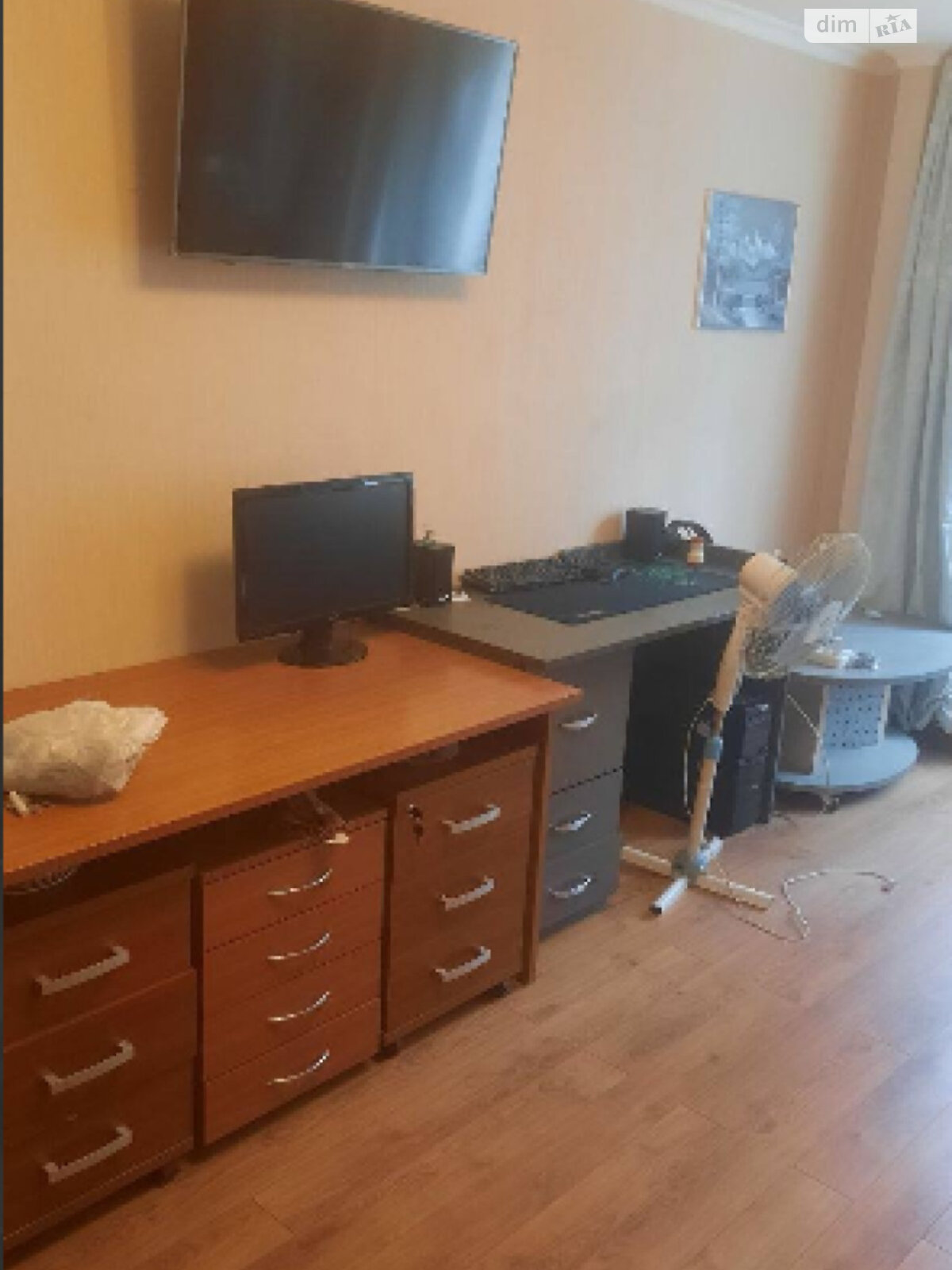 Кімната в Одесі на вул. Жоліо-Кюрі в районі Пересипський на продаж фото 1 Кімната в Одесі на вул. Жоліо-Кюрі в районі Пересипський на продаж фото 1