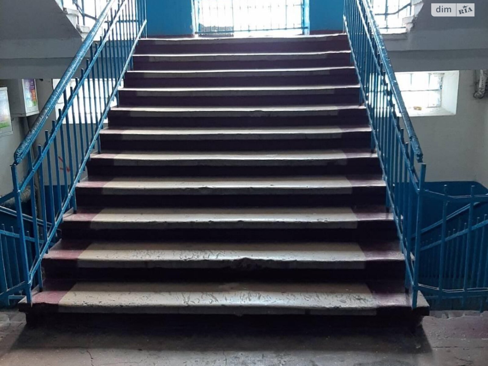 Комната в Одессе, на ул. Черноморского казачества в районе Пересыпский на продажу фото 1 Комната в Одессе, на ул. Черноморского казачества в районе Пересыпский на продажу фото 1