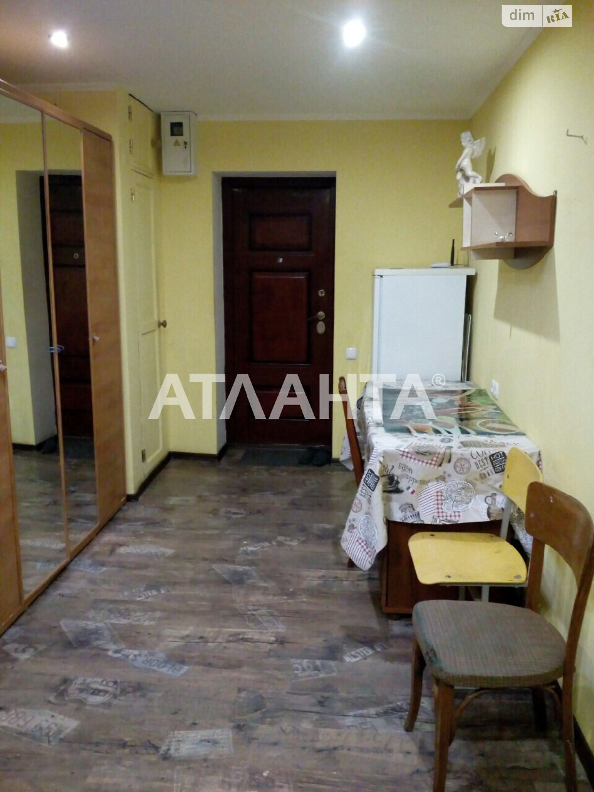 Комната в Одессе, на 7-я ул. Пересыпская 9 в районе Пересыпский на продажу фото 1 Комната в Одессе, на 7-я ул. Пересыпская 9 в районе Пересыпский на продажу фото 1