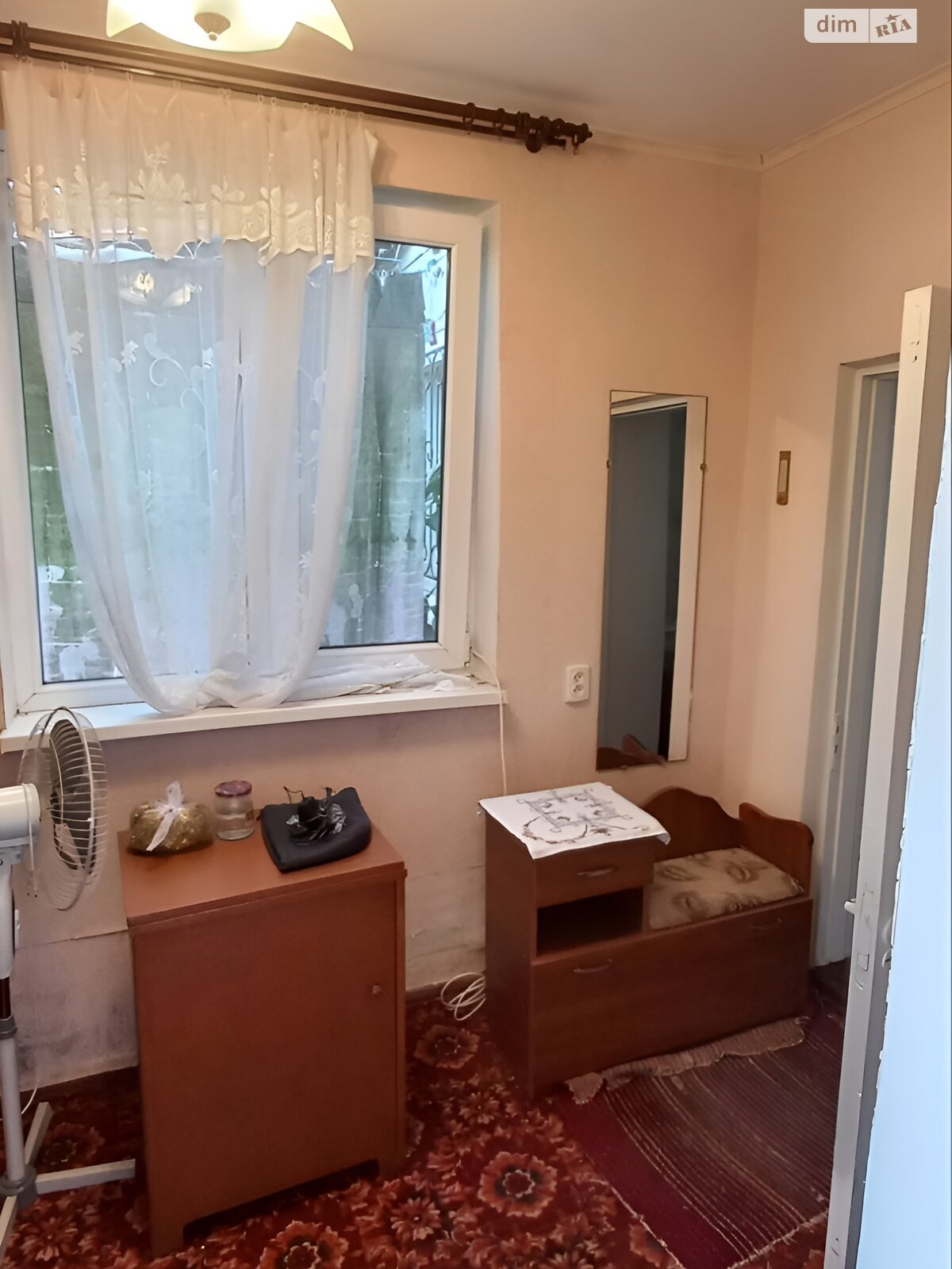 Кімната в Одесі на вул. Лінія 26-а 19 в районі Містечко Котовського на продаж фото 1 Кімната в Одесі на вул. Лінія 26-а 19 в районі Містечко Котовського на продаж фото 1