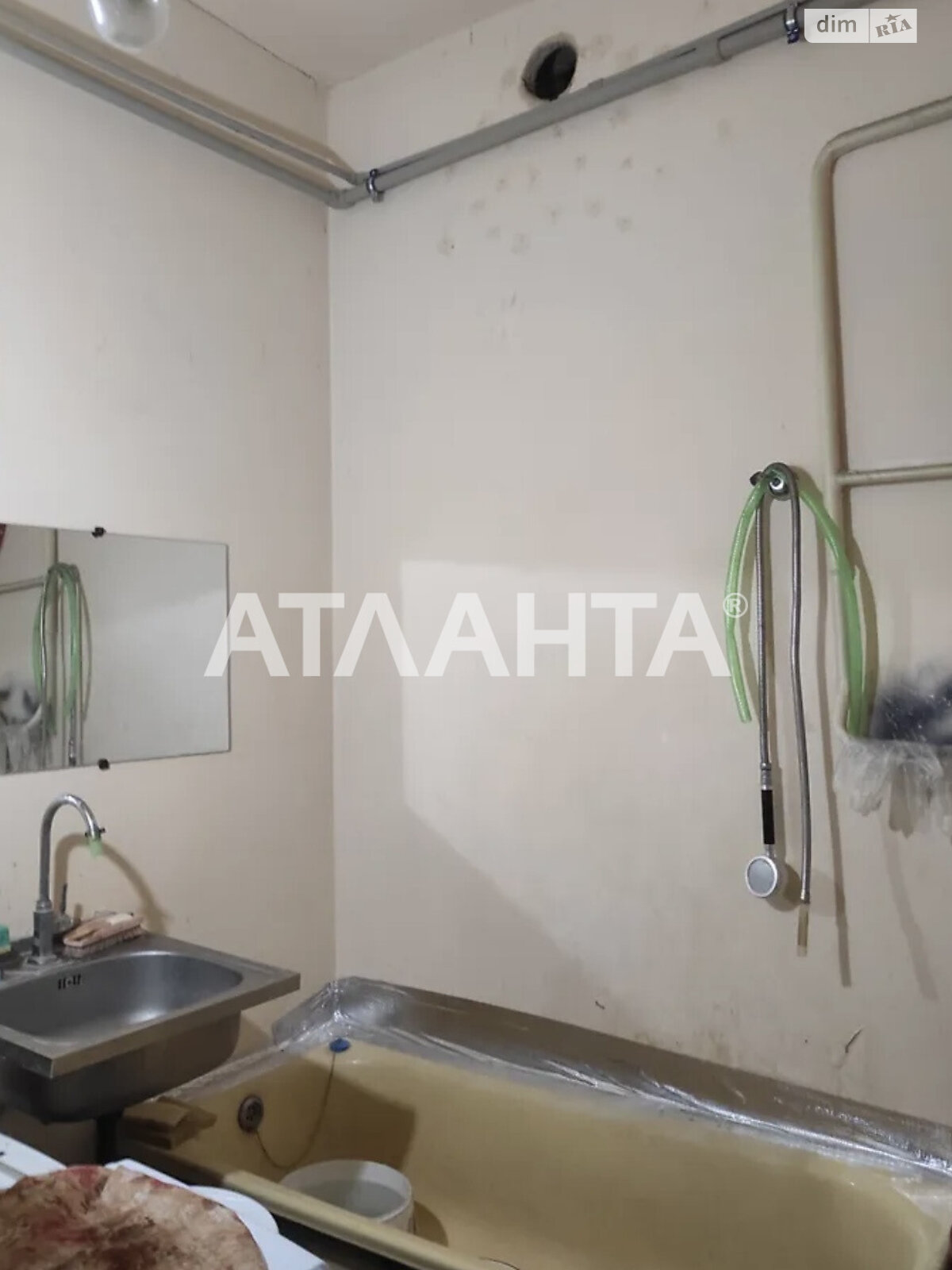 Комната в Одессе, на ул. Конная в районе Приморский на продажу фото 1 Комната в Одессе, на ул. Конная в районе Приморский на продажу фото 1