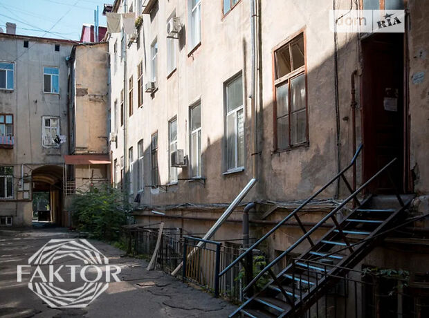 Комната в Одессе, на ул. Бунина в районе Приморский на продажу фото 1 Комната в Одессе, на ул. Бунина в районе Приморский на продажу фото 1