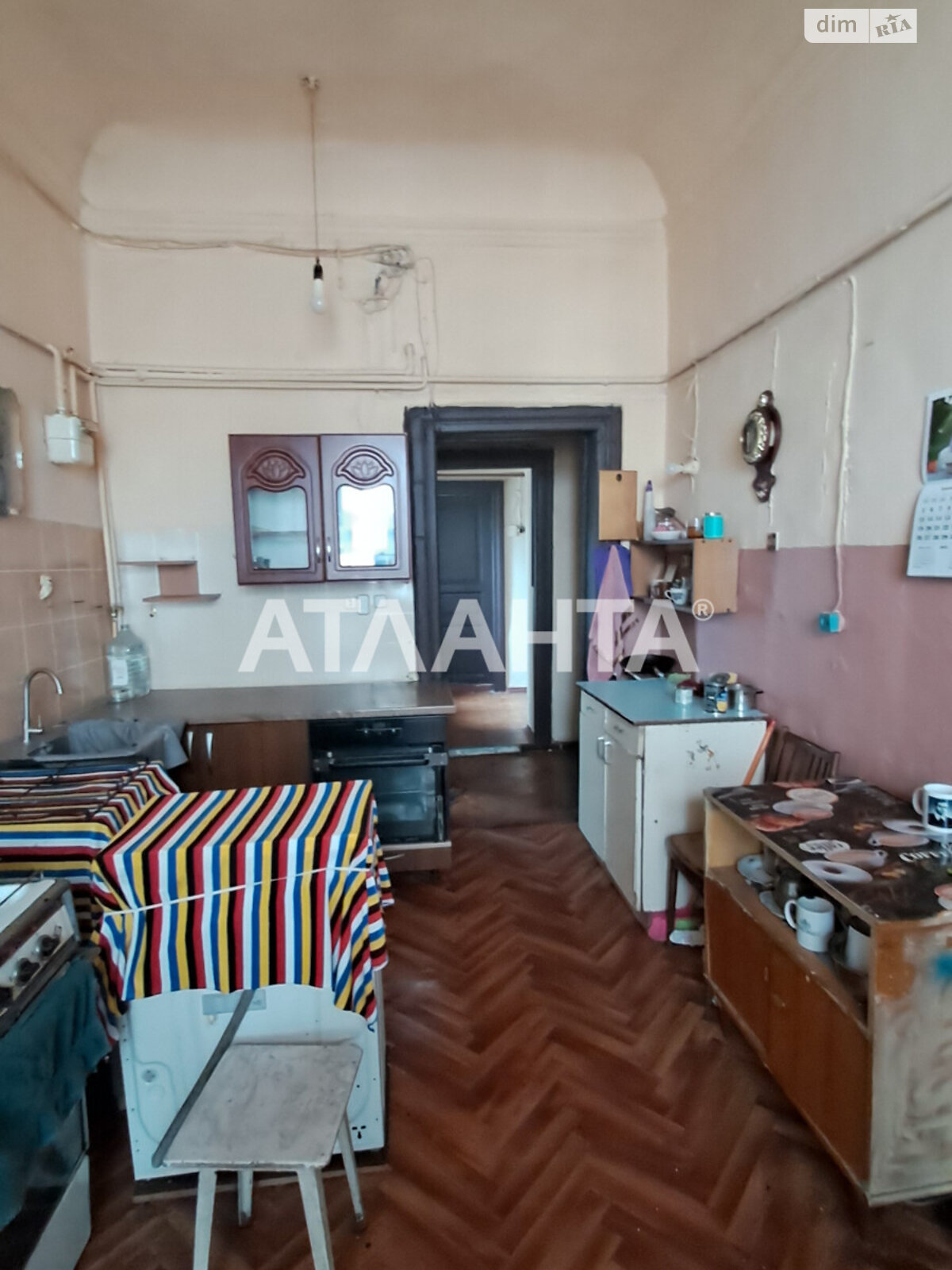 Комната в Одессе, на пер. Чайковского в районе Приморский на продажу фото 1 Комната в Одессе, на пер. Чайковского в районе Приморский на продажу фото 1