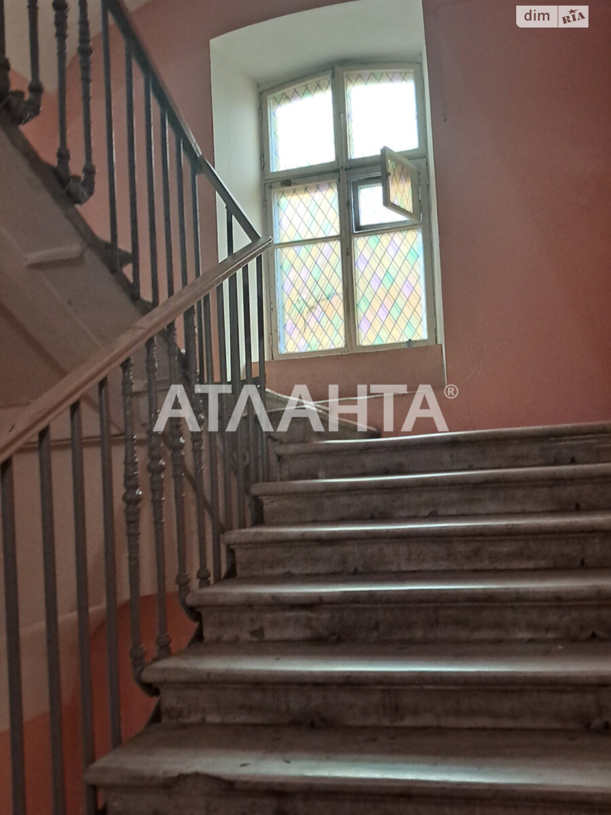 Комната в Одессе, на пер. Чайковского в районе Приморский на продажу фото 1 Комната в Одессе, на пер. Чайковского в районе Приморский на продажу фото 1