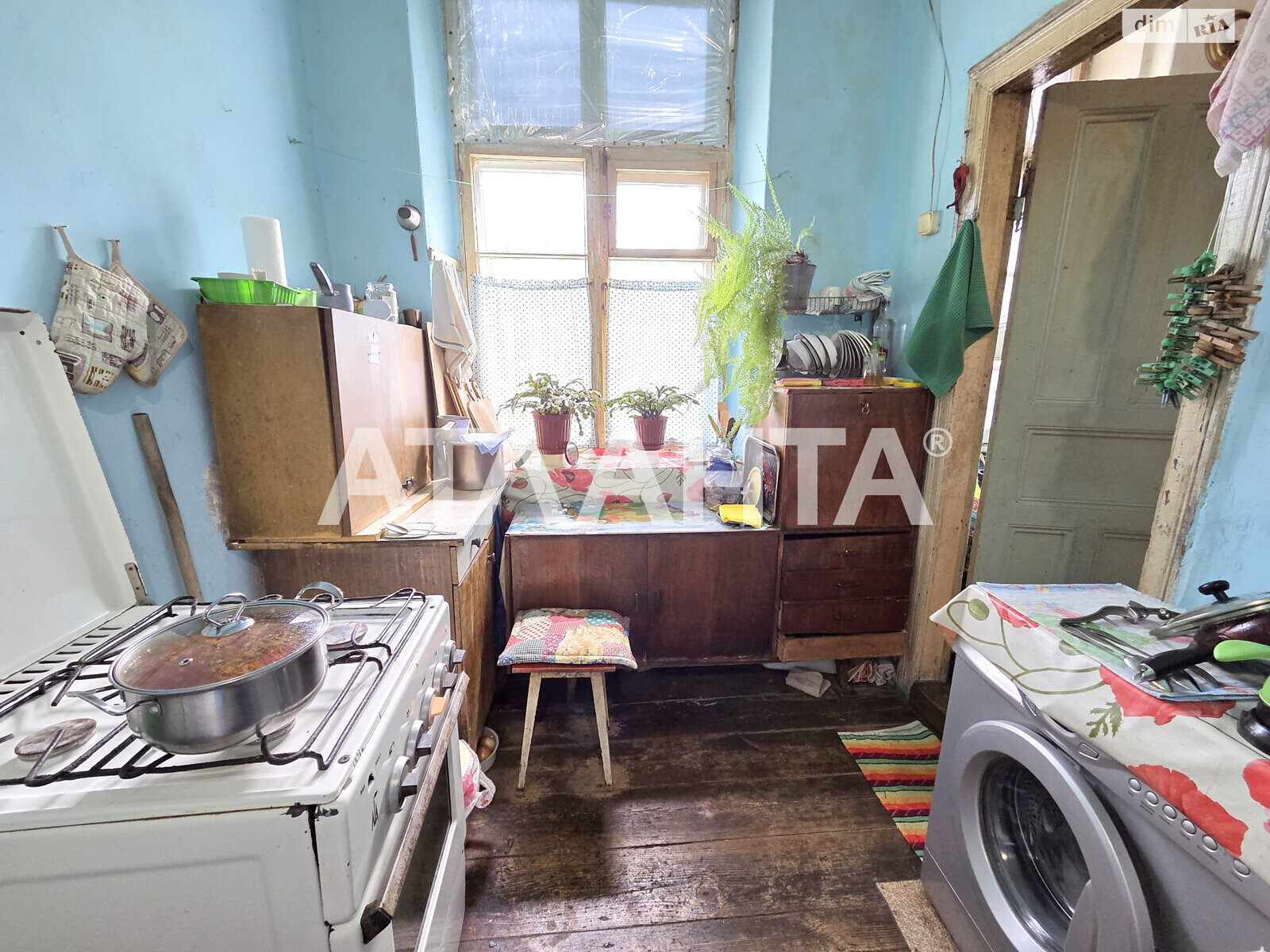 Кімната в Одесі на вул. Святослава Караванського в районі Приморський на продаж фото 1 Кімната в Одесі на вул. Святослава Караванського в районі Приморський на продаж фото 1