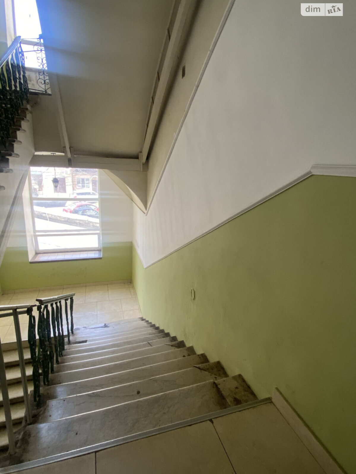 Кімната в Одесі на вул. Катерининська в районі Приморський на продаж фото 1 Кімната в Одесі на вул. Катерининська в районі Приморський на продаж фото 1