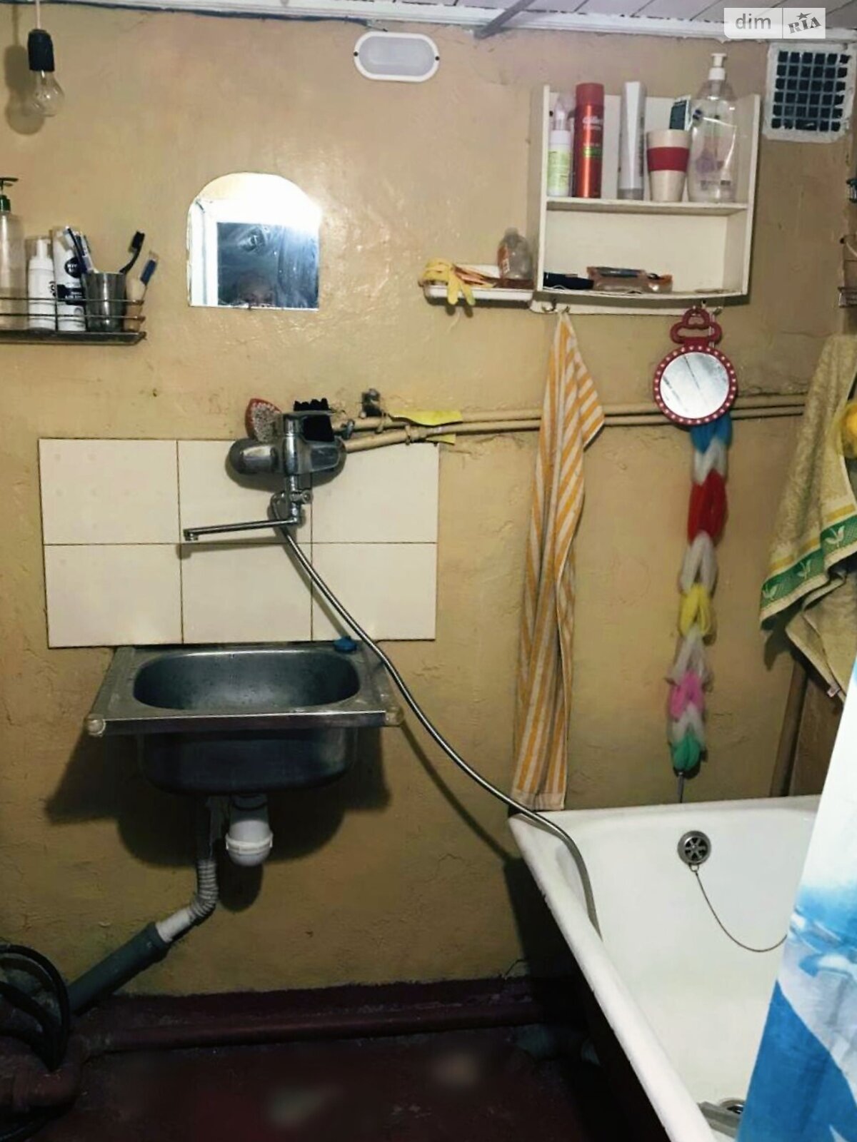 Комната в Одессе, на ул. Коблевская в районе Приморский на продажу фото 1 Комната в Одессе, на ул. Коблевская в районе Приморский на продажу фото 1