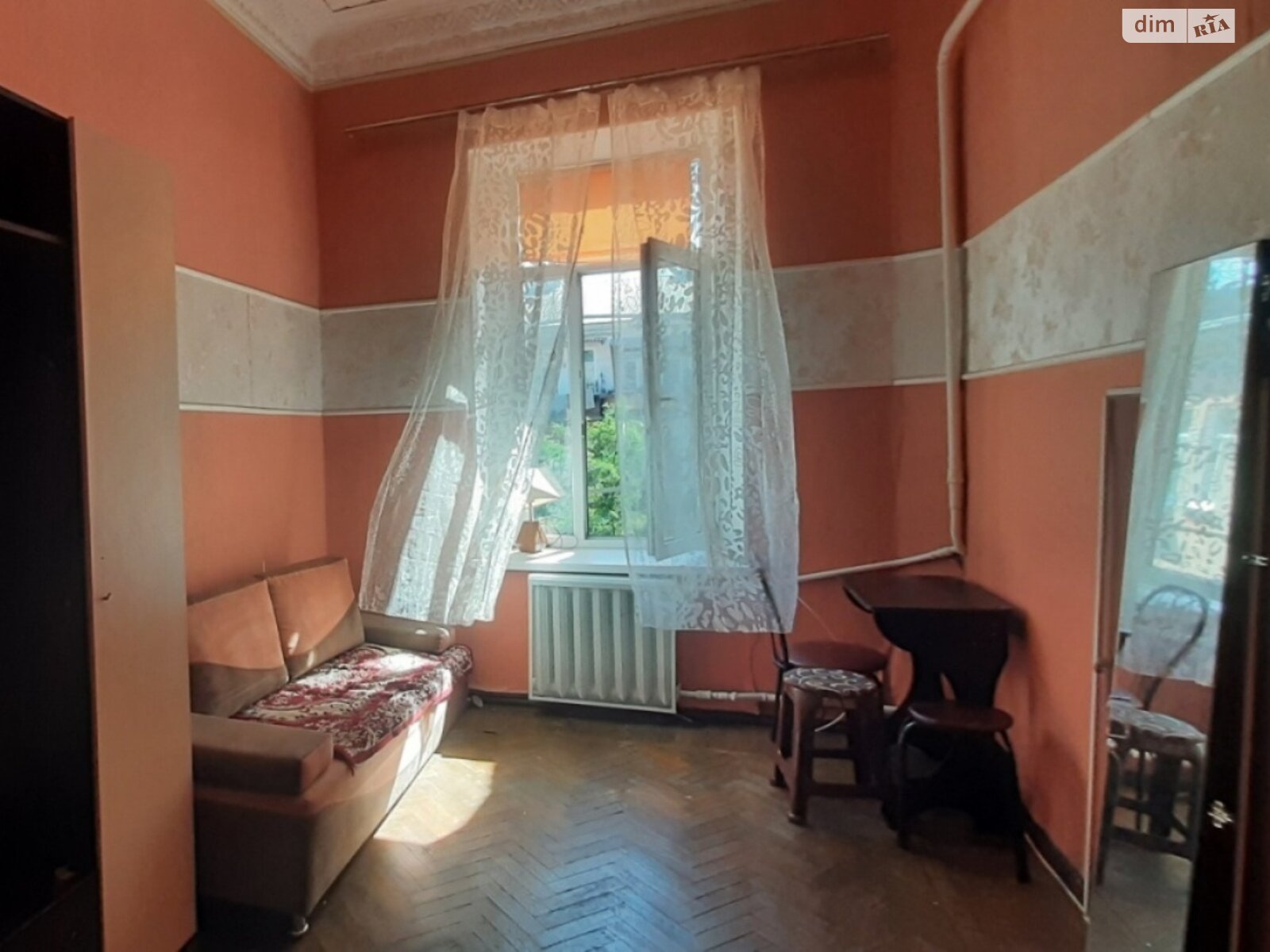 Кімната в Одесі на вул. Коблевська в районі Приморський на продаж фото 1 Кімната в Одесі на вул. Коблевська в районі Приморський на продаж фото 1