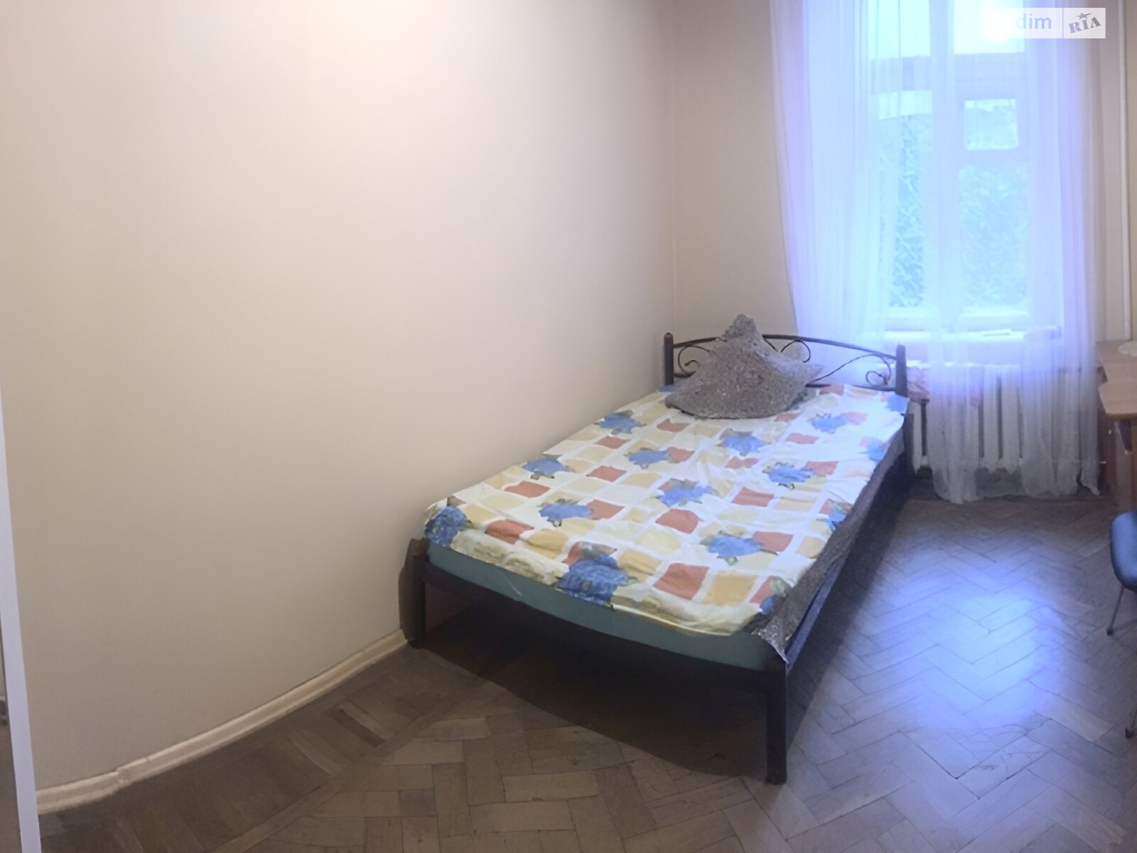 Кімната в Одесі на вул. Софіївська в районі Приморський на продаж фото 1 Кімната в Одесі на вул. Софіївська в районі Приморський на продаж фото 1