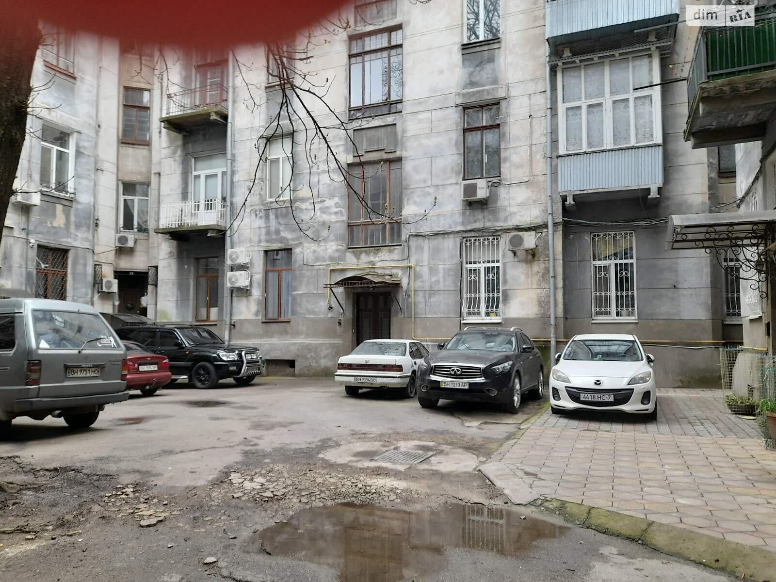 Комната в Одессе, на ул. Нежинская 64 в районе Приморский на продажу фото 1