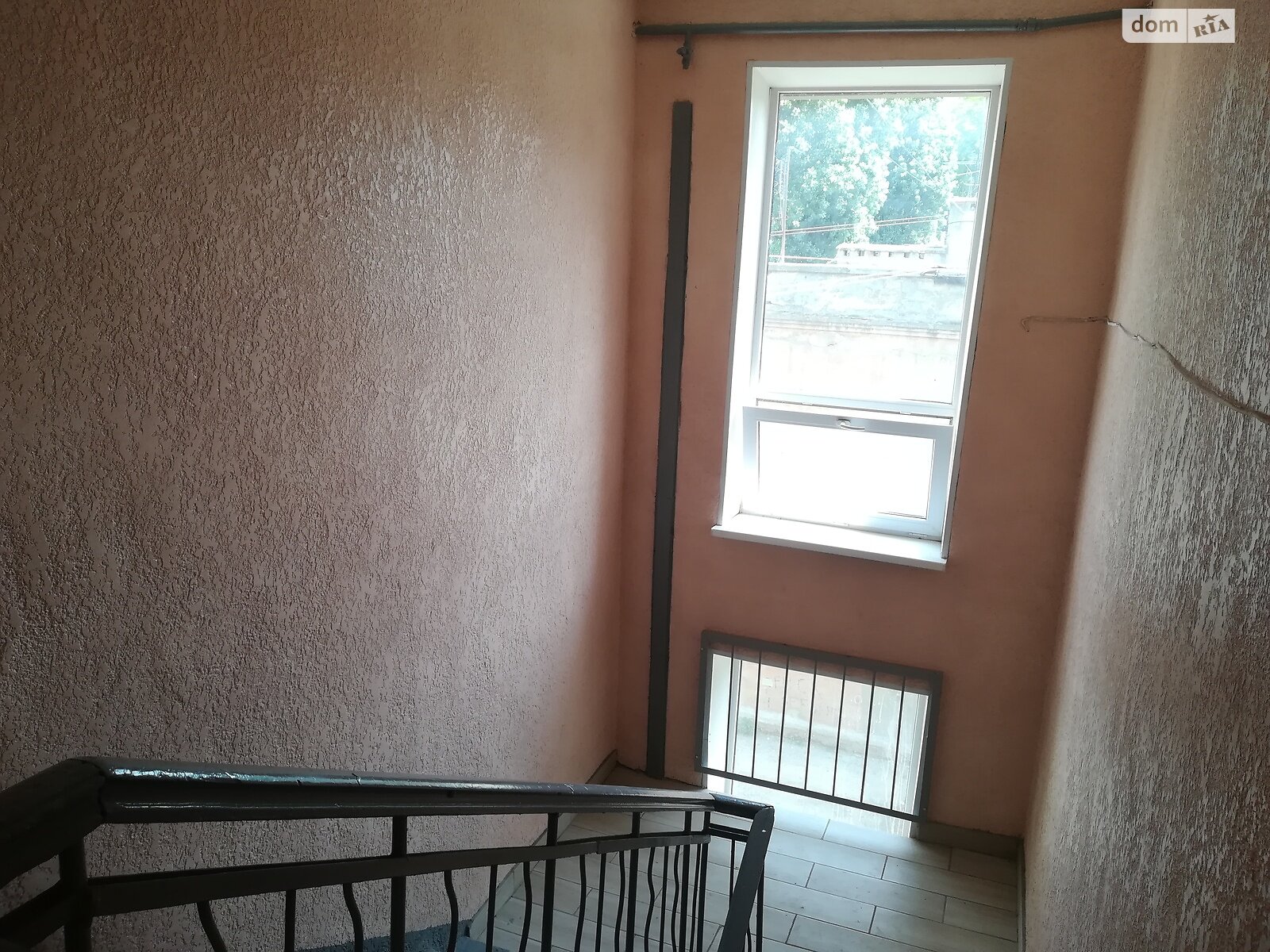 Комната в Одессе, на ул. Новаторов в районе Приморский на продажу фото 1