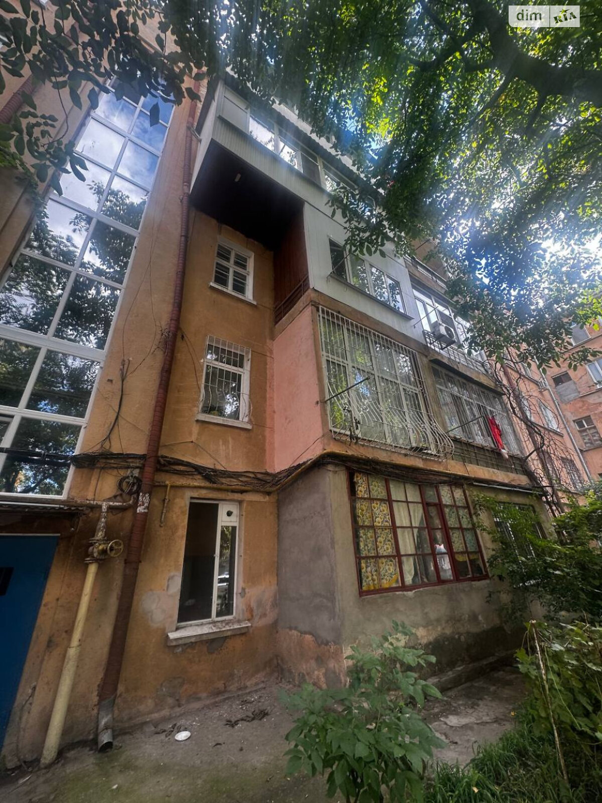 Кімната в Одесі на вул. Пироговська в районі Приморський на продаж фото 1 Кімната в Одесі на вул. Пироговська в районі Приморський на продаж фото 1