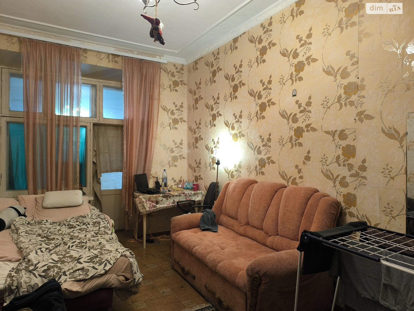 Комната в Одессе, на ул. Пироговская 7/9 корпус 1 в районе Приморский на продажу фото 1 Комната в Одессе, на ул. Пироговская 7/9 корпус 1 в районе Приморский на продажу фото 1