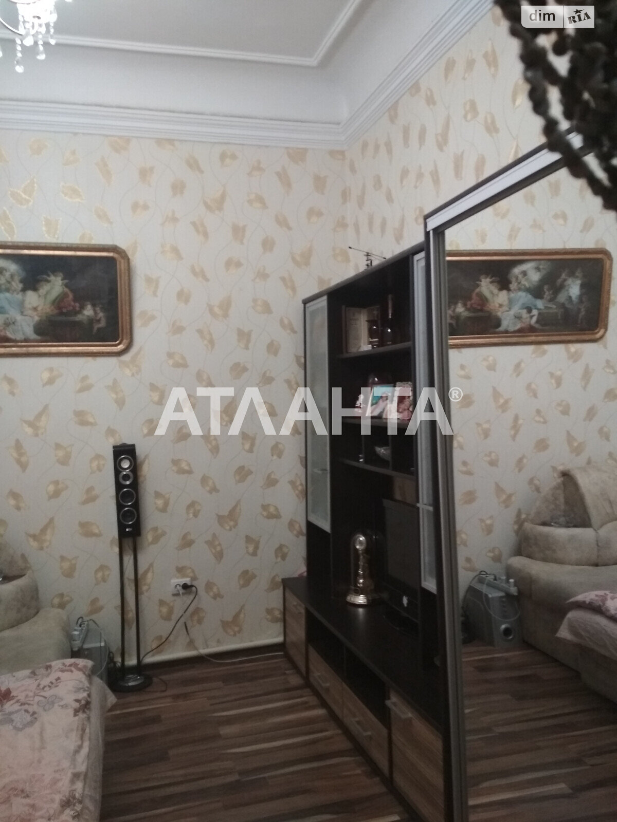 Комната в Одессе, на ул. Коблевская в районе Приморский на продажу фото 1 Комната в Одессе, на ул. Коблевская в районе Приморский на продажу фото 1