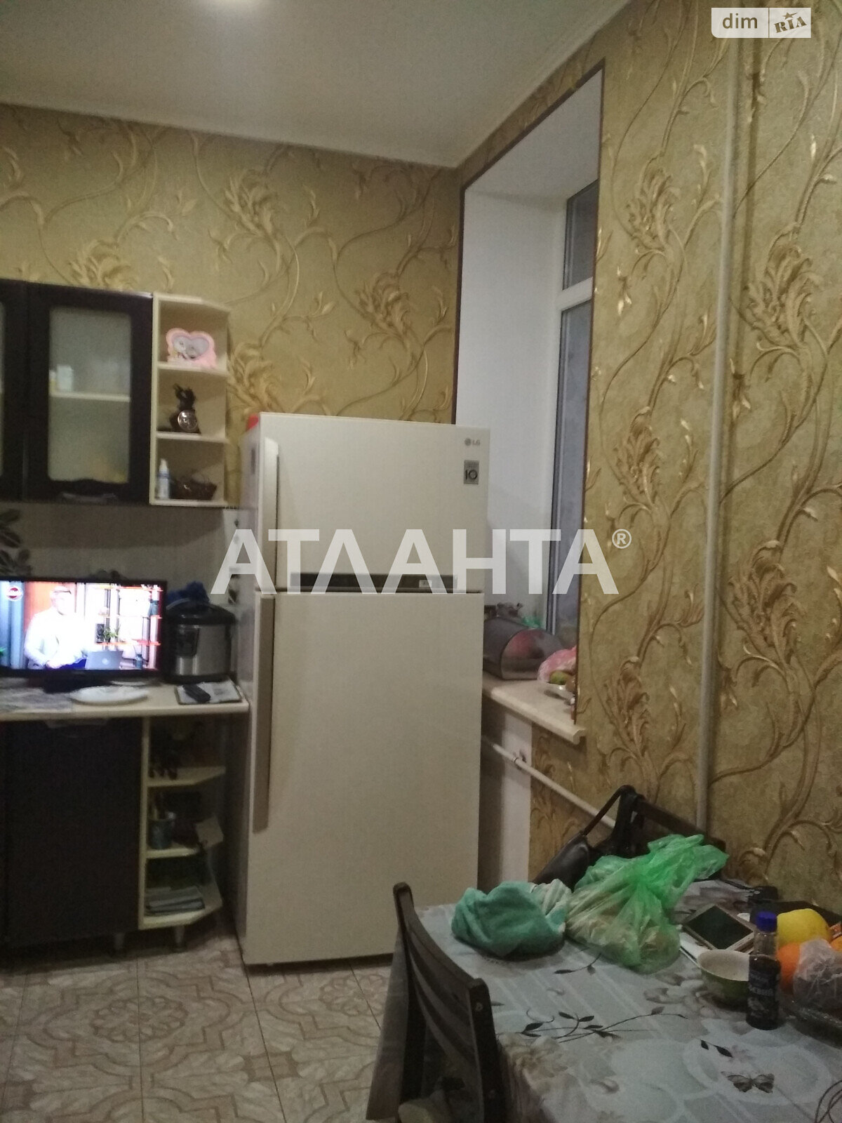 Комната в Одессе, на ул. Коблевская в районе Приморский на продажу фото 1 Комната в Одессе, на ул. Коблевская в районе Приморский на продажу фото 1