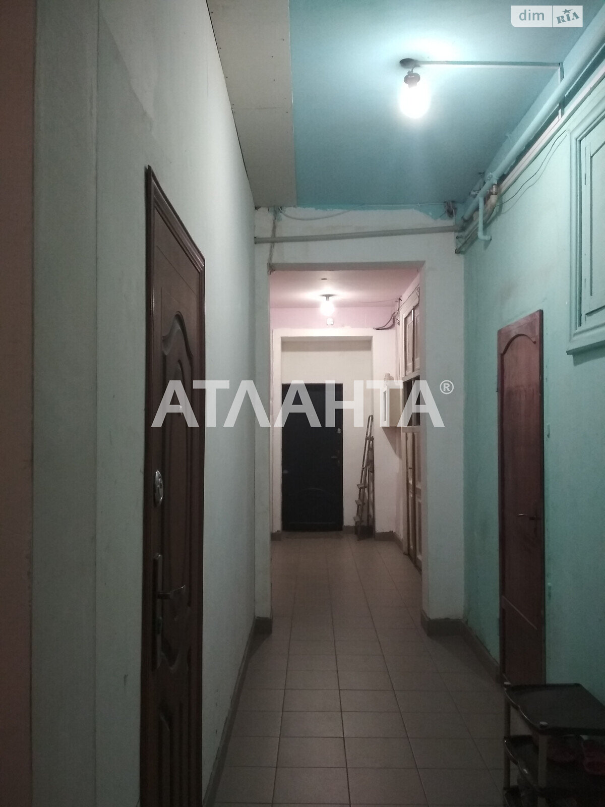 Комната в Одессе, на ул. Коблевская в районе Приморский на продажу фото 1 Комната в Одессе, на ул. Коблевская в районе Приморский на продажу фото 1