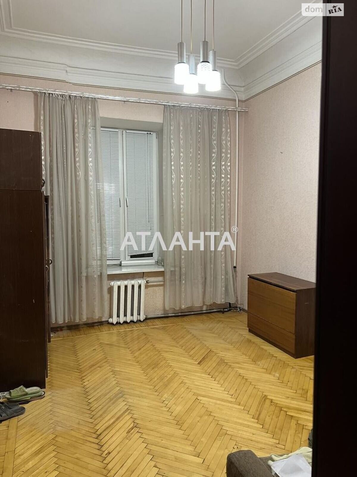 Кімната в Одесі на вул. Садова в районі Приморський на продаж фото 1