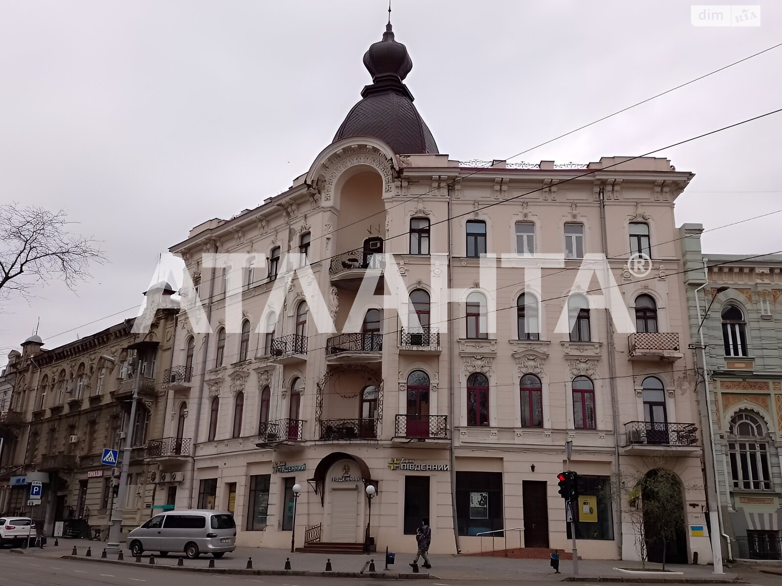 Комната в Одессе, на ул. Университетская в районе Приморский на продажу фото 1 Комната в Одессе, на ул. Университетская в районе Приморский на продажу фото 1