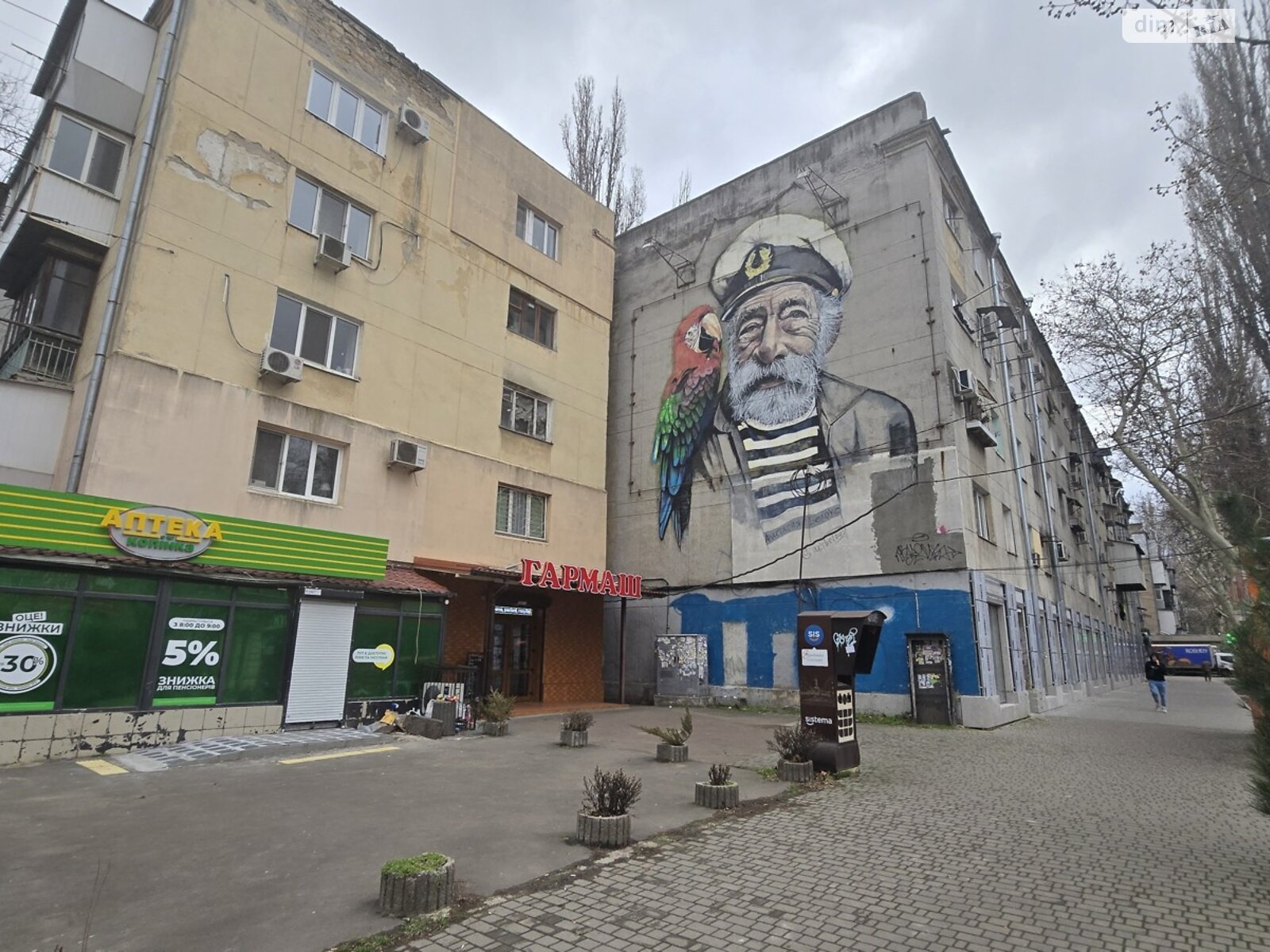 Комната в Одессе, на ул. Сегедская 5 в районе Приморский на продажу фото 1 Комната в Одессе, на ул. Сегедская 5 в районе Приморский на продажу фото 1