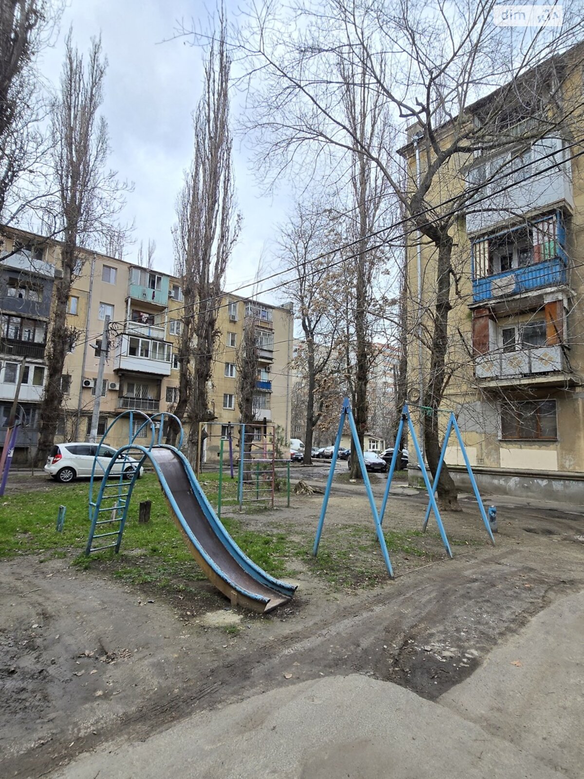 Комната в Одессе, на ул. Сегедская 5 в районе Приморский на продажу фото 1 Комната в Одессе, на ул. Сегедская 5 в районе Приморский на продажу фото 1