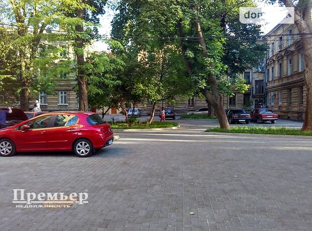 Комната в Одессе, на ул. Канатная 81 в районе Приморский на продажу фото 1 Комната в Одессе, на ул. Канатная 81 в районе Приморский на продажу фото 1