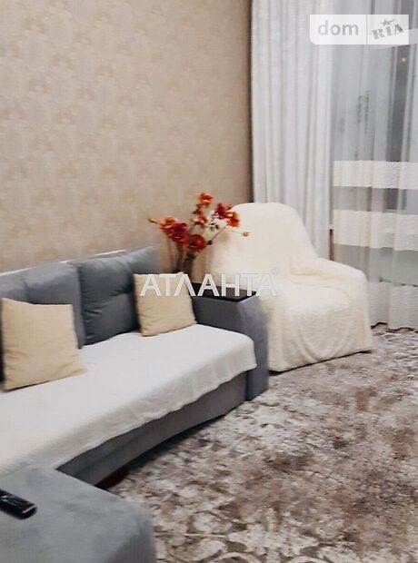 Комната в Одессе, на ул. Большая Арнаутская в районе Приморский на продажу фото 1 Комната в Одессе, на ул. Большая Арнаутская в районе Приморский на продажу фото 1