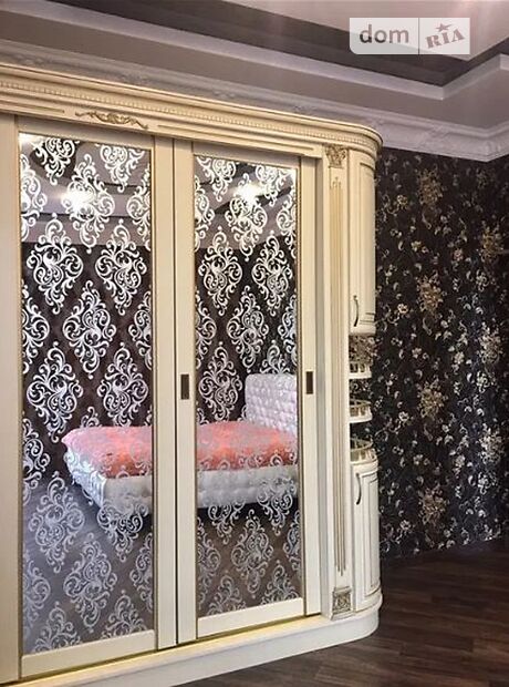 Комната в Одессе, на Французский бульвар в районе Приморский на продажу фото 1 Комната в Одессе, на Французский бульвар в районе Приморский на продажу фото 1