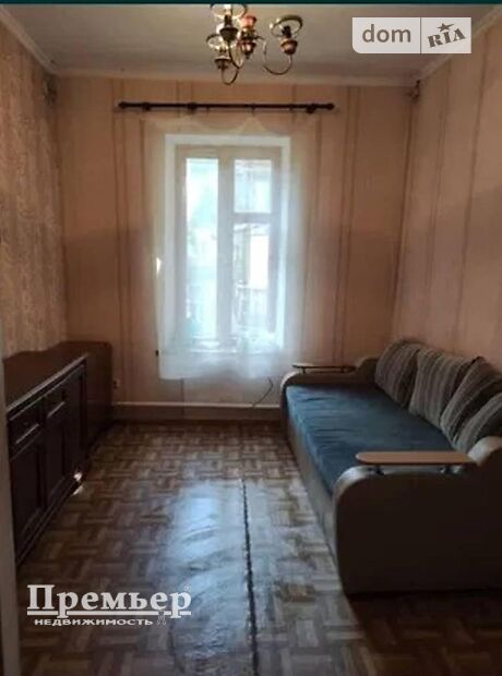 Комната в Одессе, на ул. Нежинская 24 в районе Центр на продажу фото 1 Комната в Одессе, на ул. Нежинская 24 в районе Центр на продажу фото 1