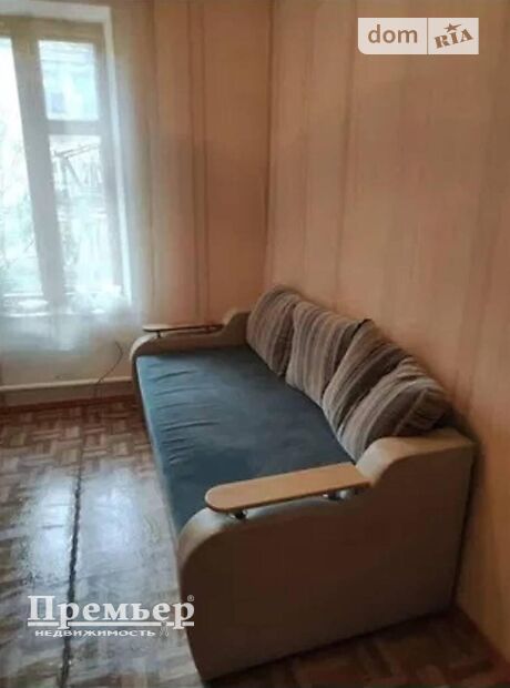 Комната в Одессе, на ул. Нежинская 24 в районе Центр на продажу фото 1 Комната в Одессе, на ул. Нежинская 24 в районе Центр на продажу фото 1
