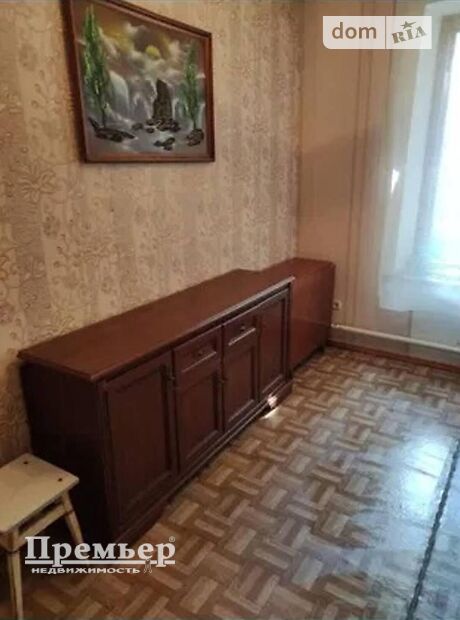 Комната в Одессе, на ул. Нежинская 24 в районе Центр на продажу фото 1 Комната в Одессе, на ул. Нежинская 24 в районе Центр на продажу фото 1