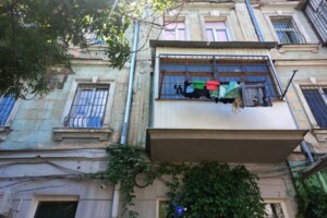 Комната в Одессе, на ул. Екатерининская в районе Центр на продажу фото 2