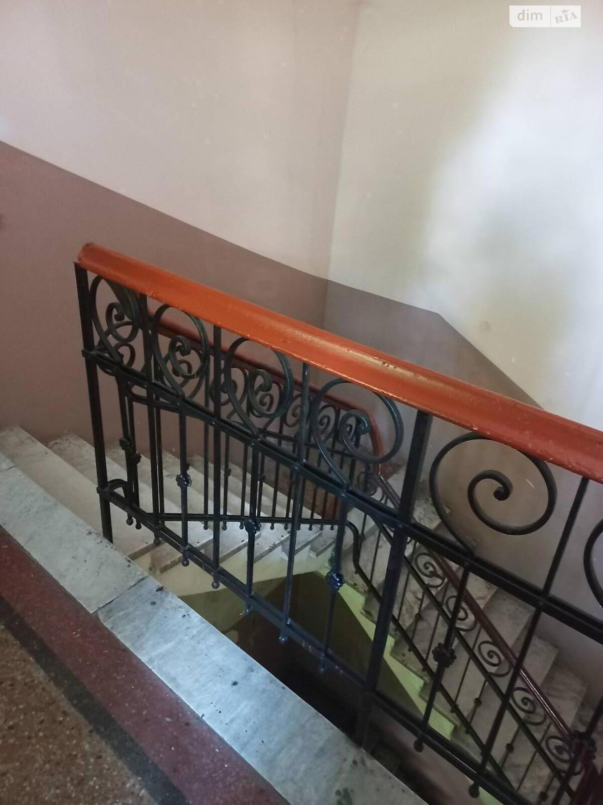 Комната в Одессе, на ул. Екатерининская в районе Центр на продажу фото 1