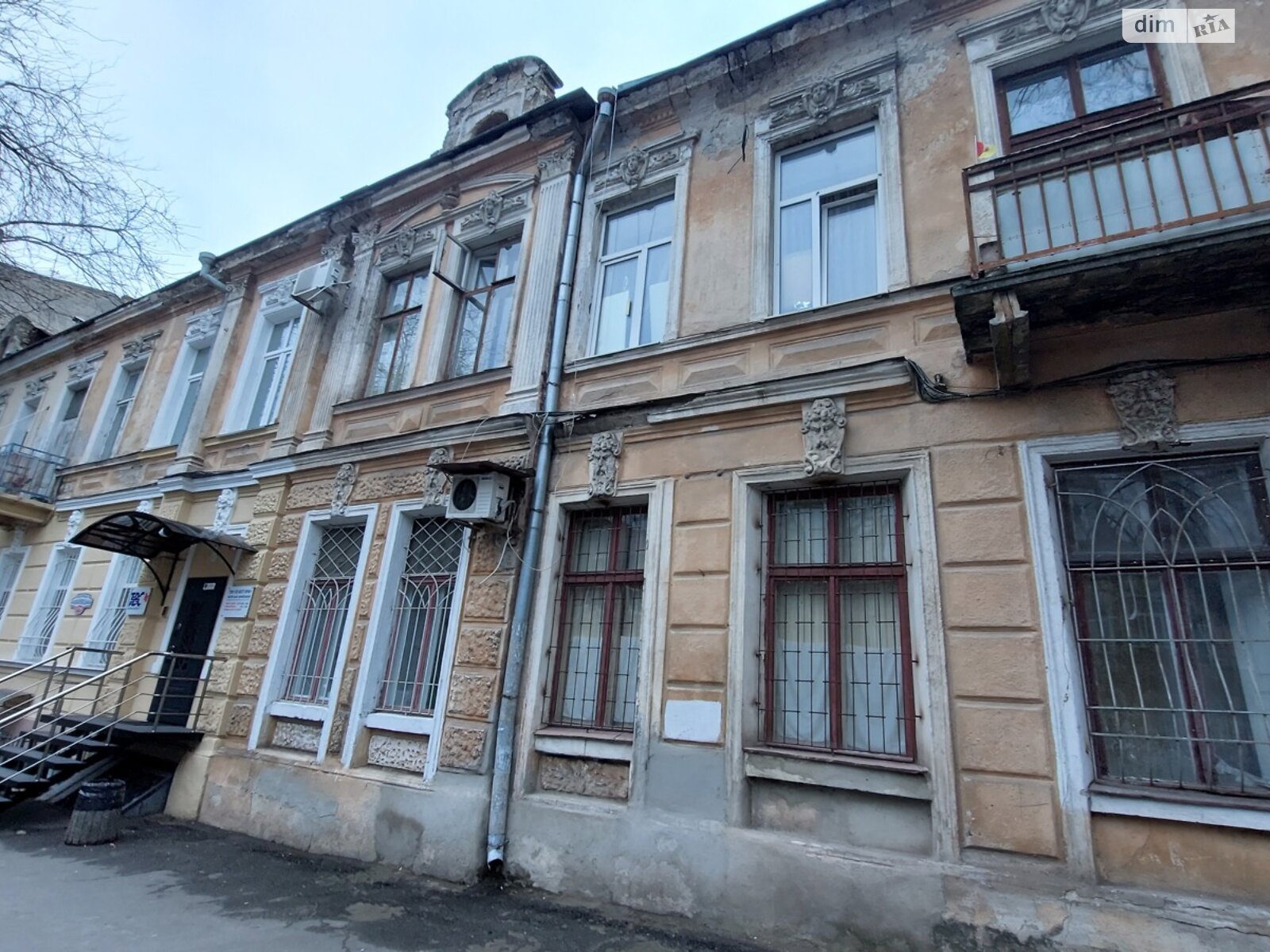Комната в Одессе, на ул. Коблевская в районе Центр на продажу фото 1