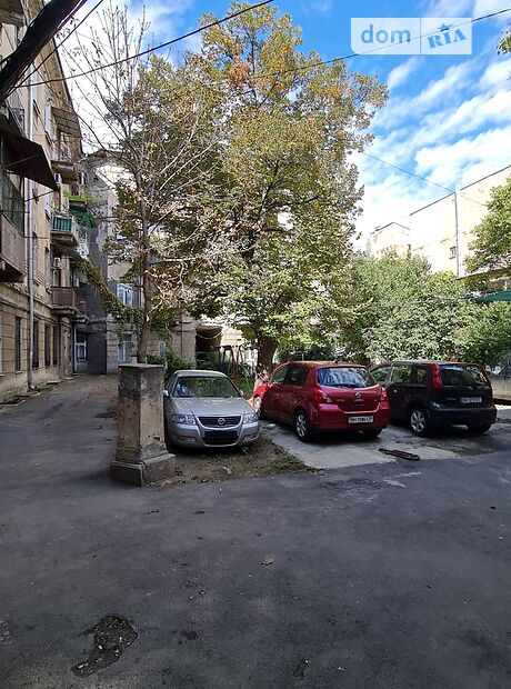 Комната в Одессе, на Кінна (Артема) в районе Центр на продажу фото 1 Комната в Одессе, на Кінна (Артема) в районе Центр на продажу фото 1