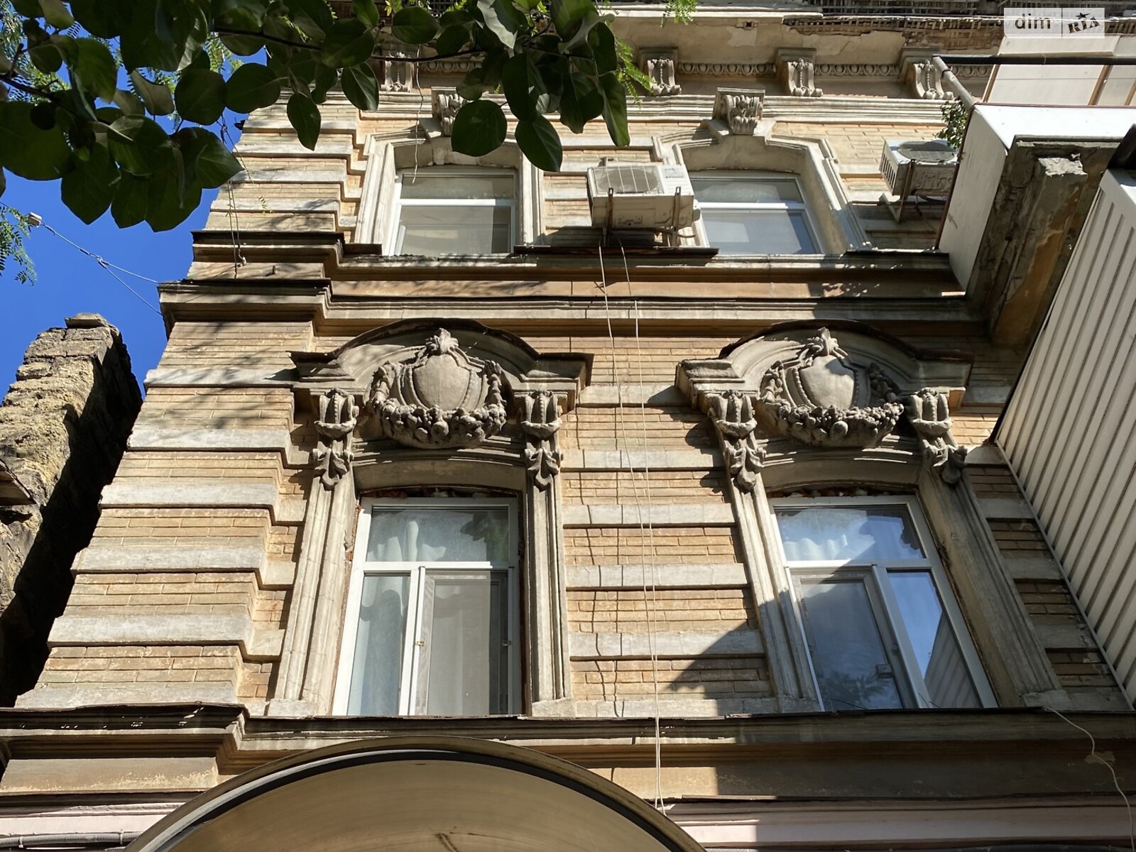 Комната в Одессе, на ул. Конная 11 в районе Центр на продажу фото 1