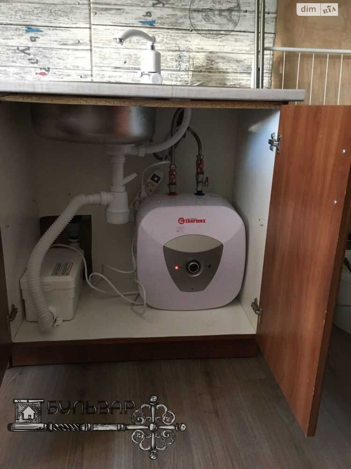 Комната в Полтаве, на пер. Великий в районе Киевский на продажу фото 1 Комната в Полтаве, на пер. Великий в районе Киевский на продажу фото 1