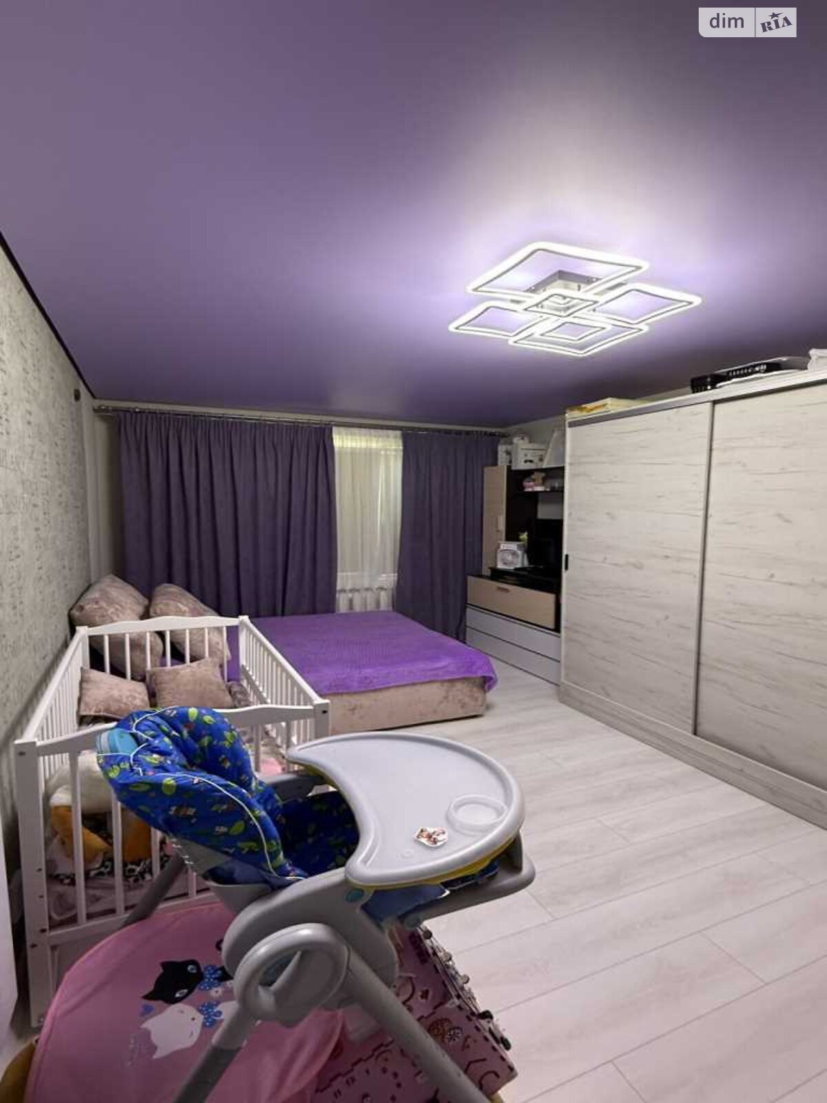 Комната в Полтаве, на ул. Хмельницкого Богдана 7 в районе Левый Подол на продажу фото 1 Комната в Полтаве, на ул. Хмельницкого Богдана 7 в районе Левый Подол на продажу фото 1