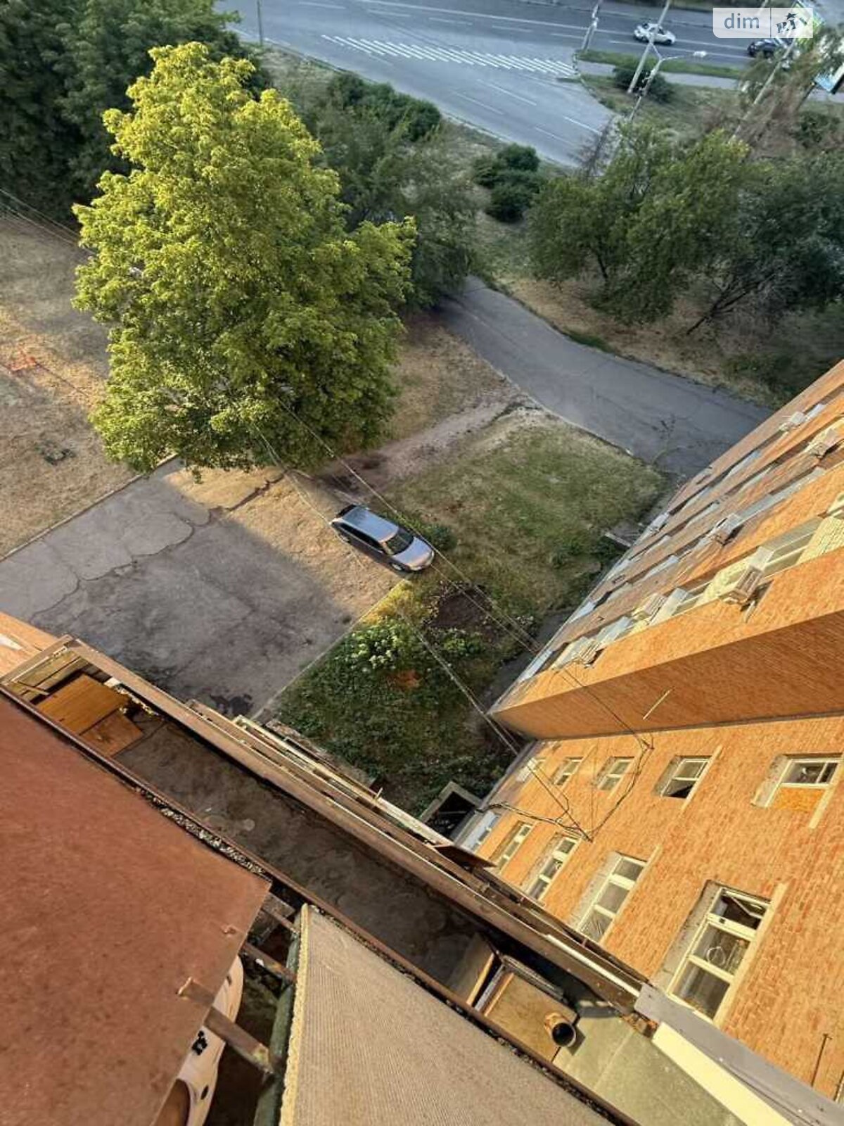 Комната в Полтаве, на ул. Хмельницкого Богдана 7 в районе Левый Подол на продажу фото 1 Комната в Полтаве, на ул. Хмельницкого Богдана 7 в районе Левый Подол на продажу фото 1