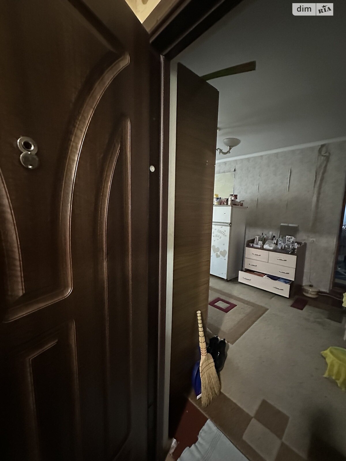 Комната в Ровно, на ул. Ленокомбинатовская 15 в районе Дозорцева на продажу фото 1 Комната в Ровно, на ул. Ленокомбинатовская 15 в районе Дозорцева на продажу фото 1