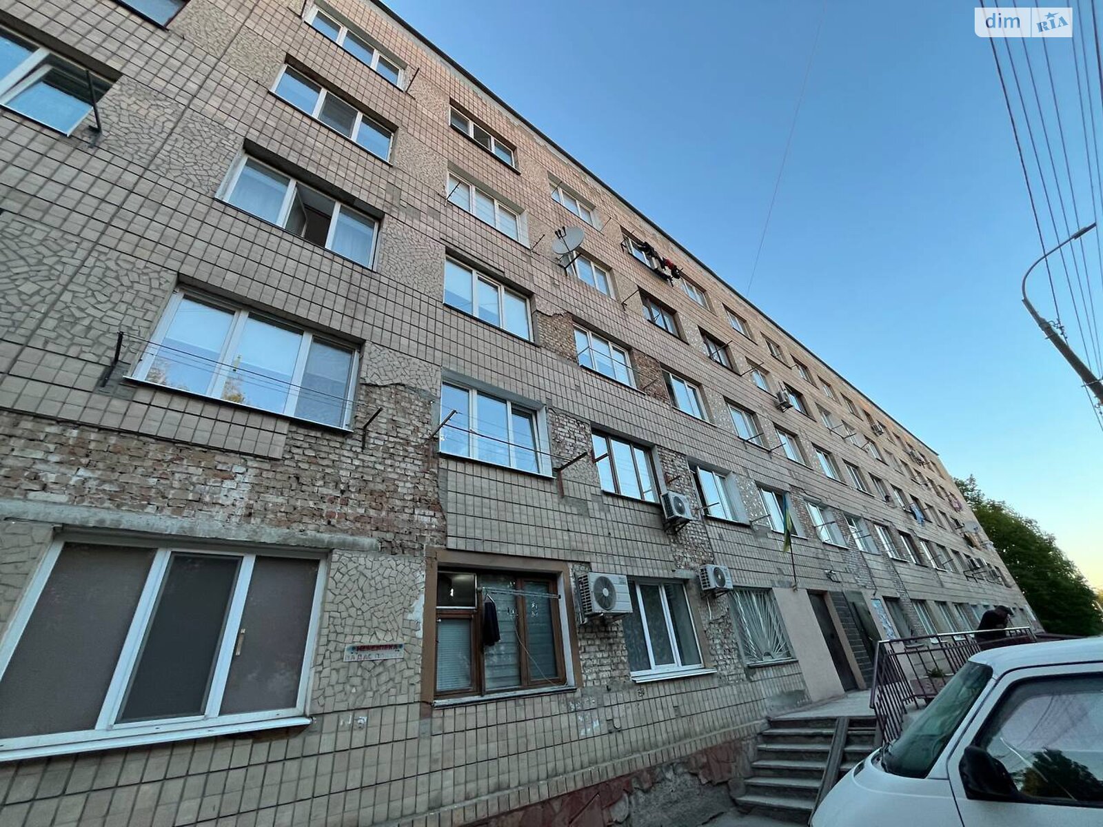 Комната в Ровно, на ул. Фабричная 20 в районе Ленокомбинат на продажу фото 1 Комната в Ровно, на ул. Фабричная 20 в районе Ленокомбинат на продажу фото 1